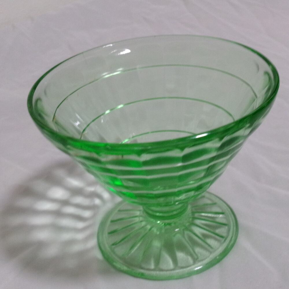 VTG 1930s Hazel Atlas Block Optic Green Uranium Glass Sherbet Cup
